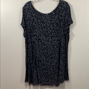 Torrid tunic top animal print top size 2